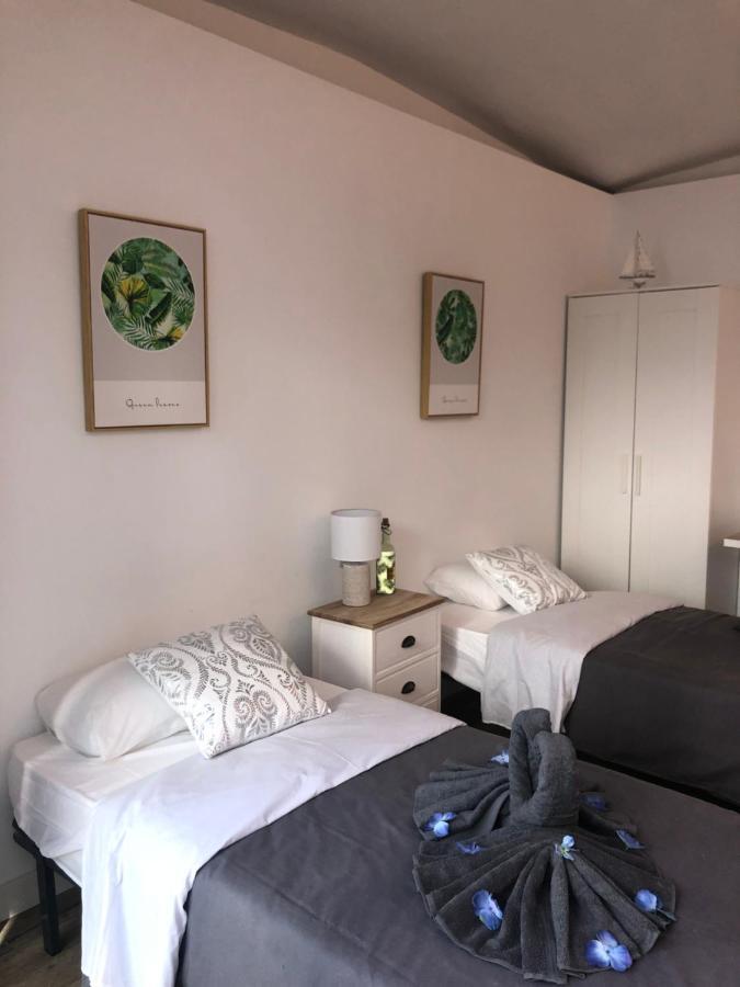 Vilamarlux III Vilassar De Mar Extérieur photo